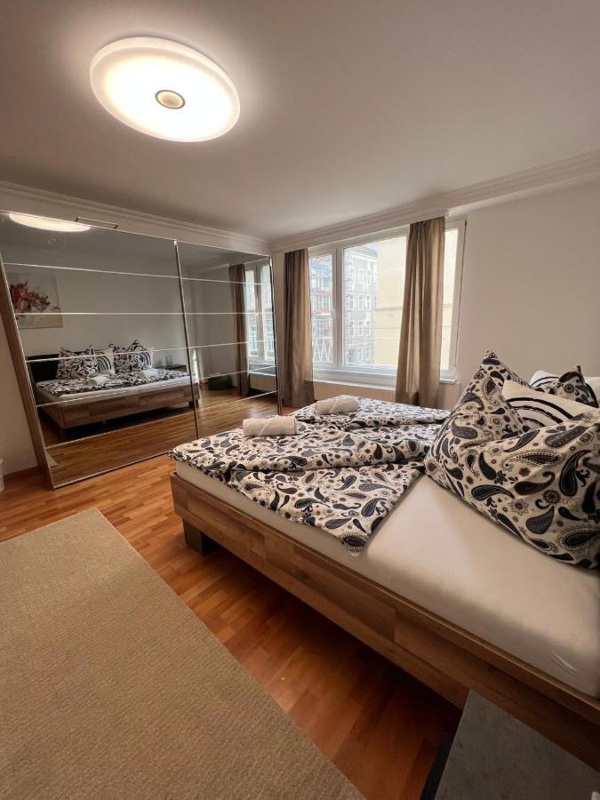 Monterey Apartment וינה מראה חיצוני תמונה