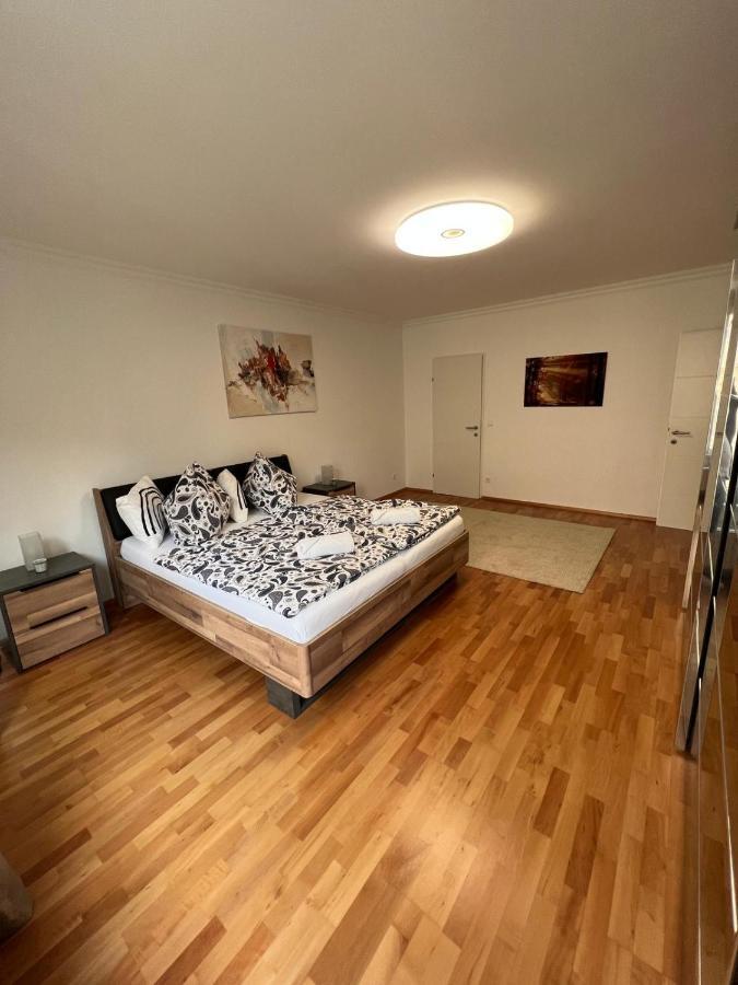 Monterey Apartment וינה מראה חיצוני תמונה
